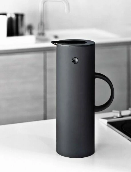 Stelton Isolierkanne EM77 1 L In Soft Schwarz – Bild 2
