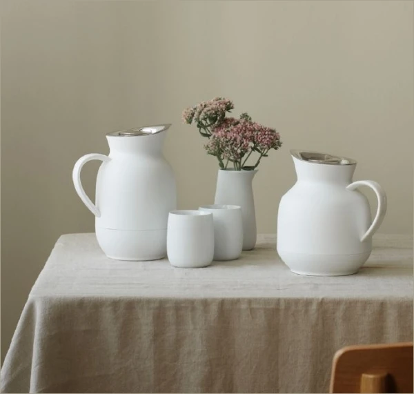 Stelton Isolierkanne Tee Amphora In Soft White – Bild 2